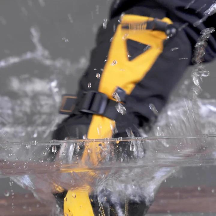 Heated Ski Gloves: Waterproof, Shockproof & Touchscreen-Compatible