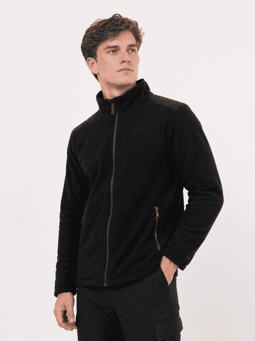 932a45e5-000e-4ee8-8d92-5e588468cdb9 Heated Jacket for Men - Image 1