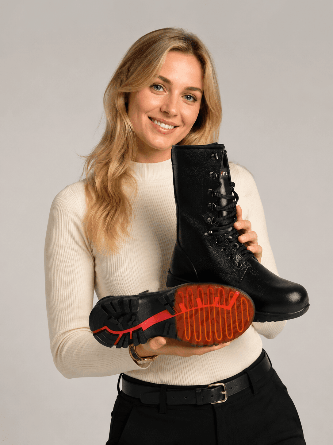 75377b7d-35ea-43b8-9e06-84ecb082571e Heated Boots - Image 1
